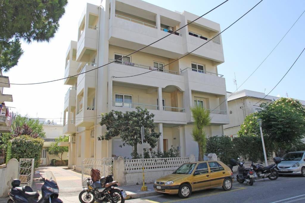 Apartment The Sky Yard Eclectic Rhodes City