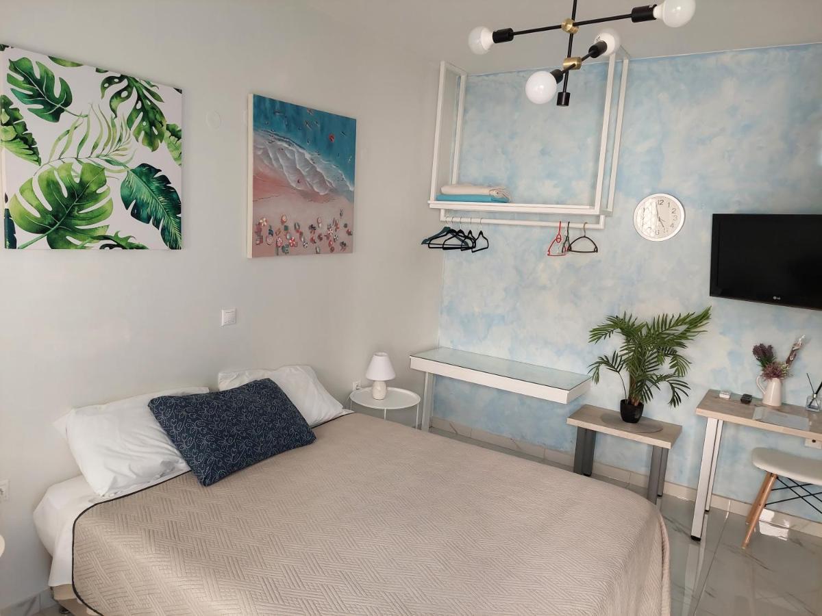 The Sky Yard Eclectic Apartment Rhodes City